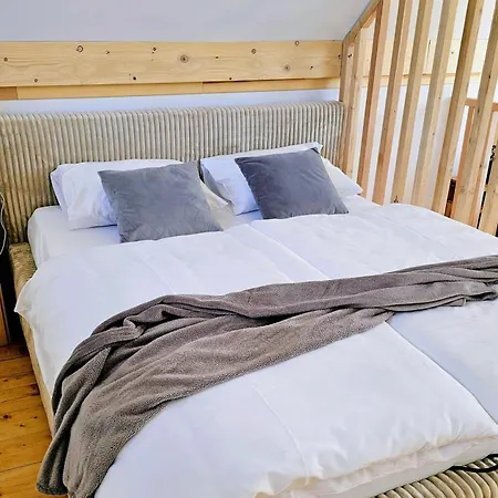 Pod Lasem - Bukowy Casa vacanze *